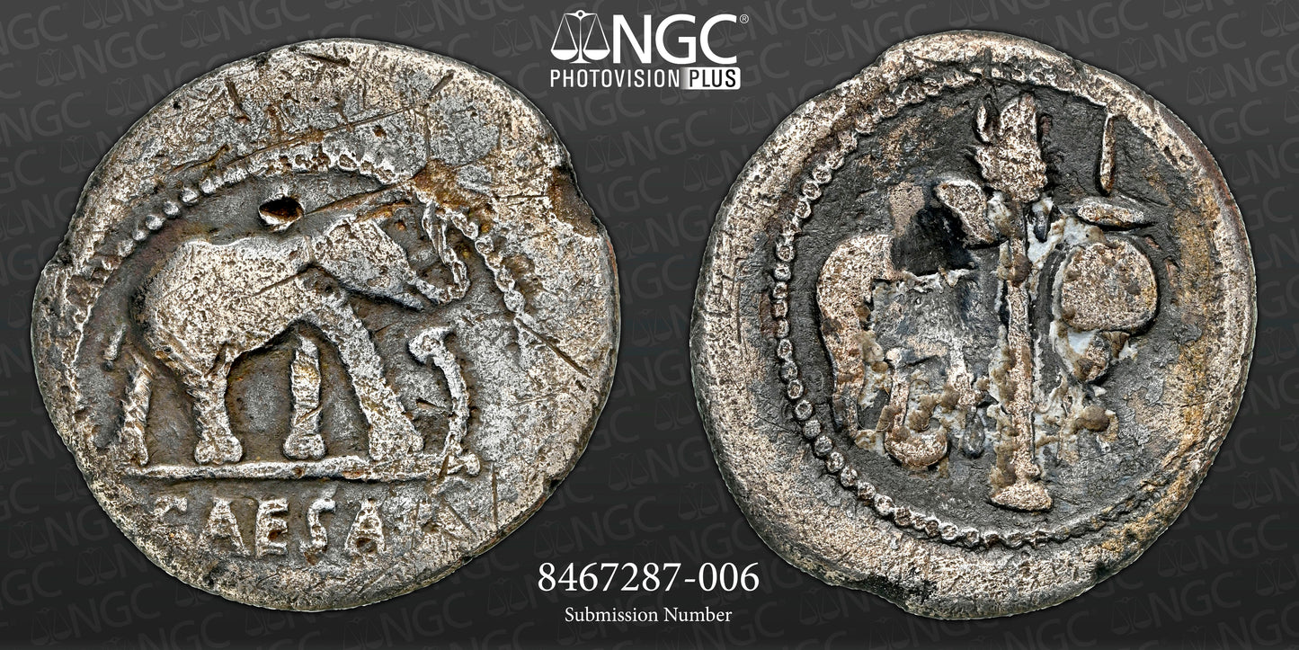 Roman Imperatorial - Julius Caesar - Silver Denarius - NGC F - Crawf. 443/1